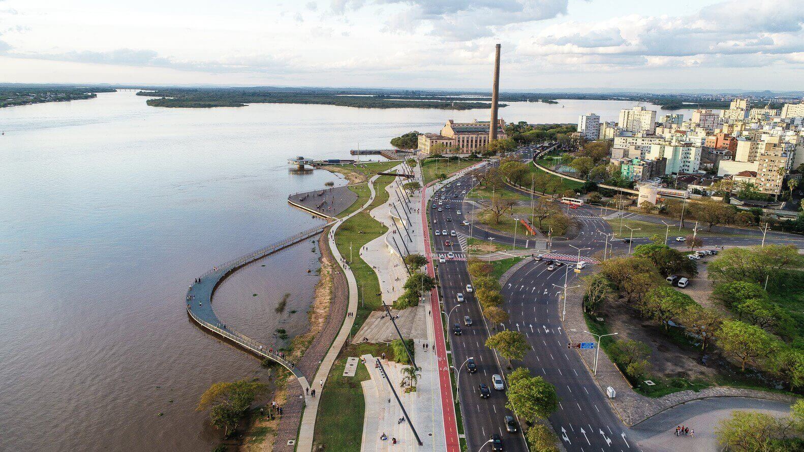Gua&iacute;ba Orla Urban Park, Porto Alegre